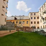 Apartments Krakovska